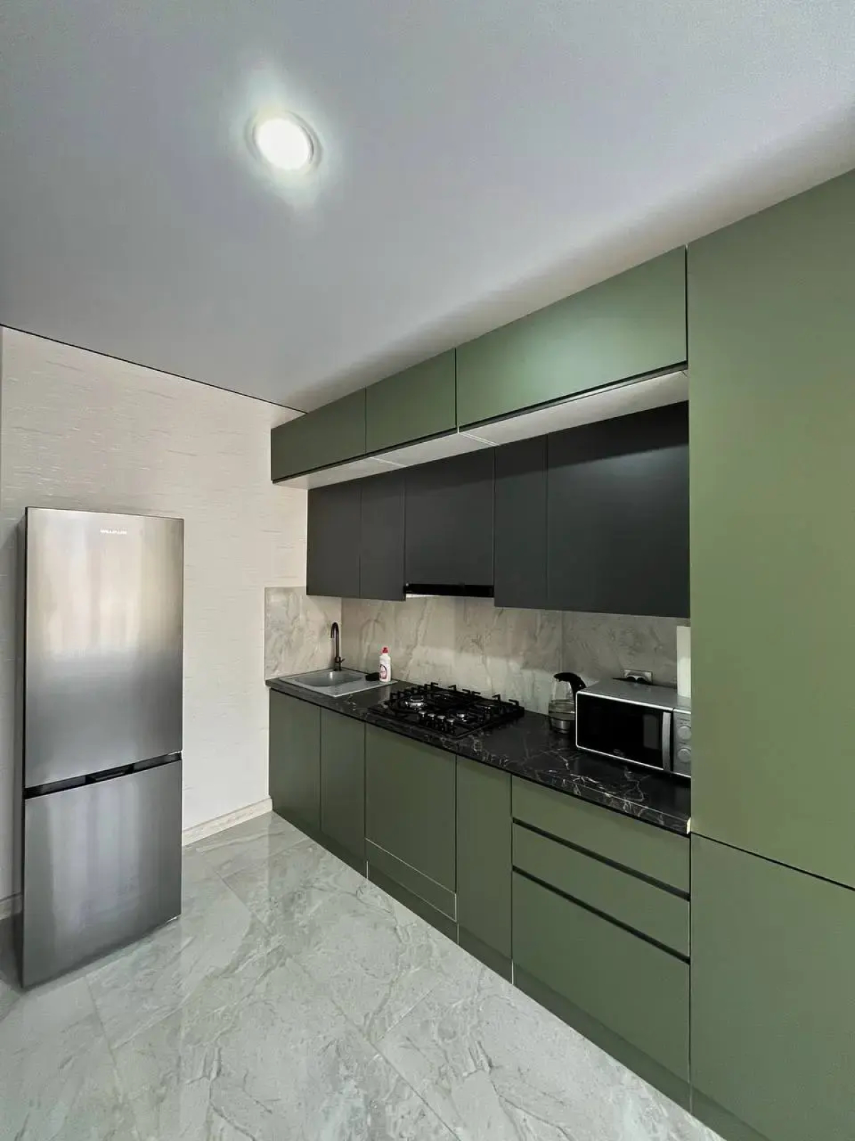 Квартира с евро ремонтом около Аэропорта Минеральные Воды