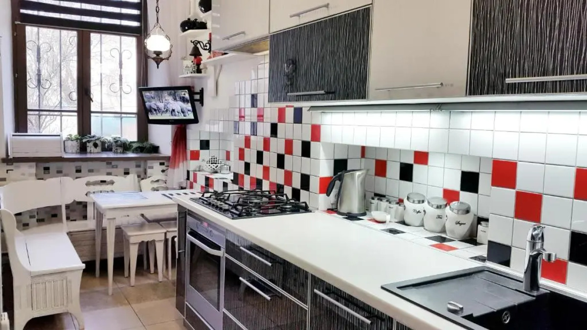 Апартаменты Володарского 7