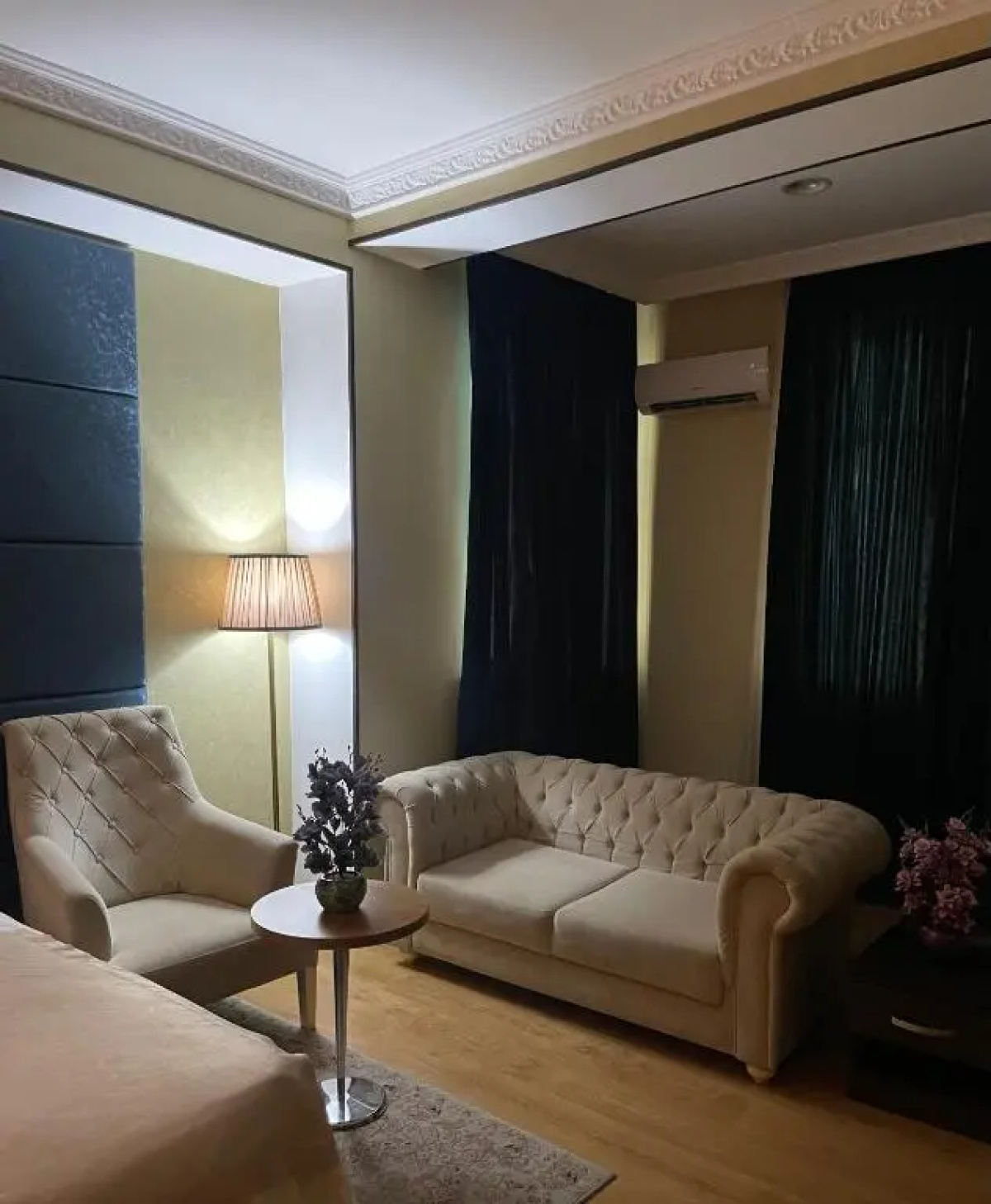 Отель Grand Mirror