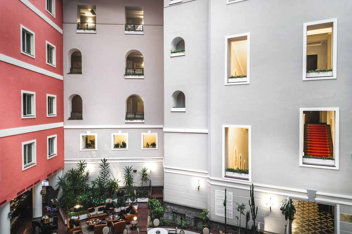 Отель Grand Hotel Yerevan