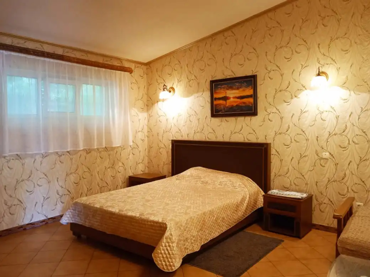 Okhotnichiy Club