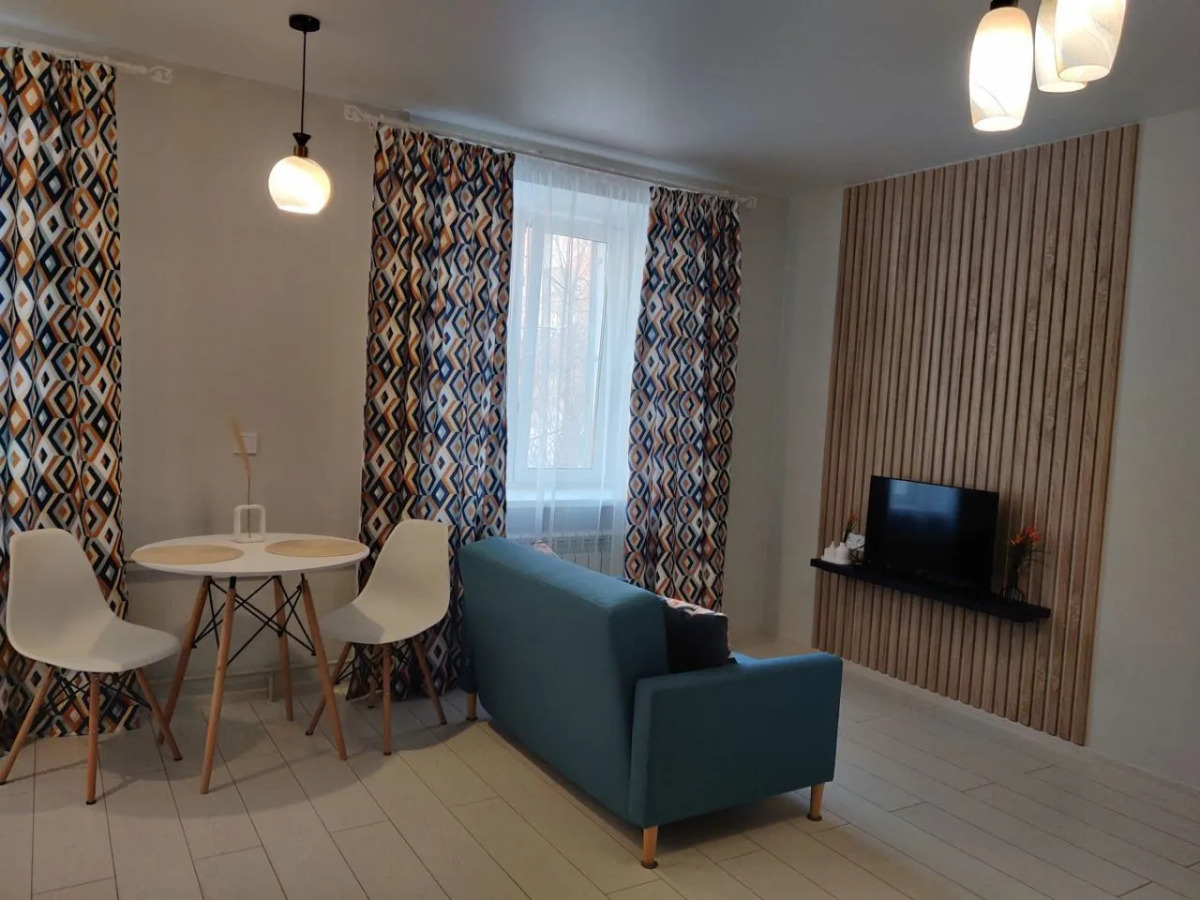 Квартира на Блюхера 16