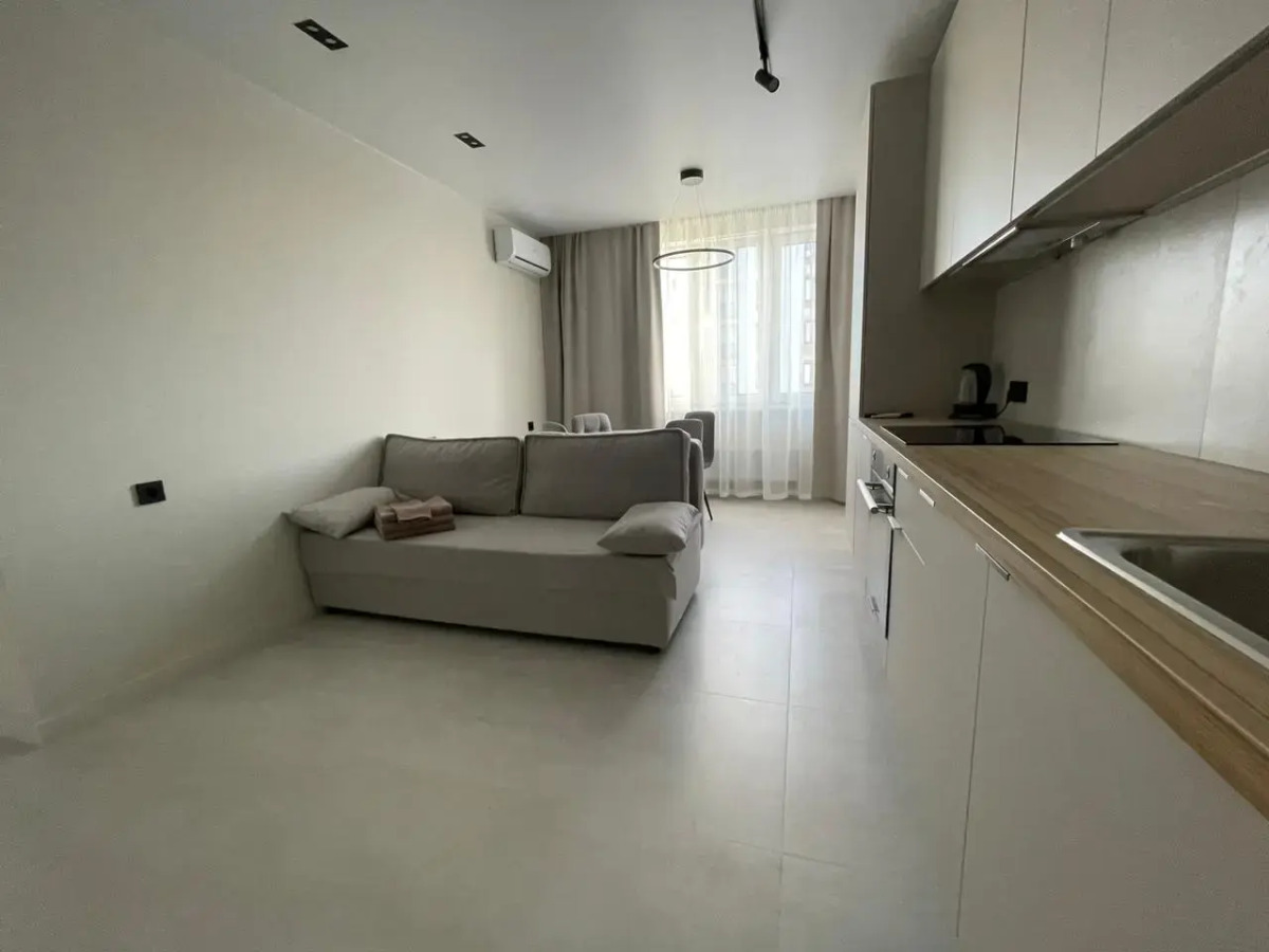 Квартира Просторная трёхкомнатная квартира с видом на реку