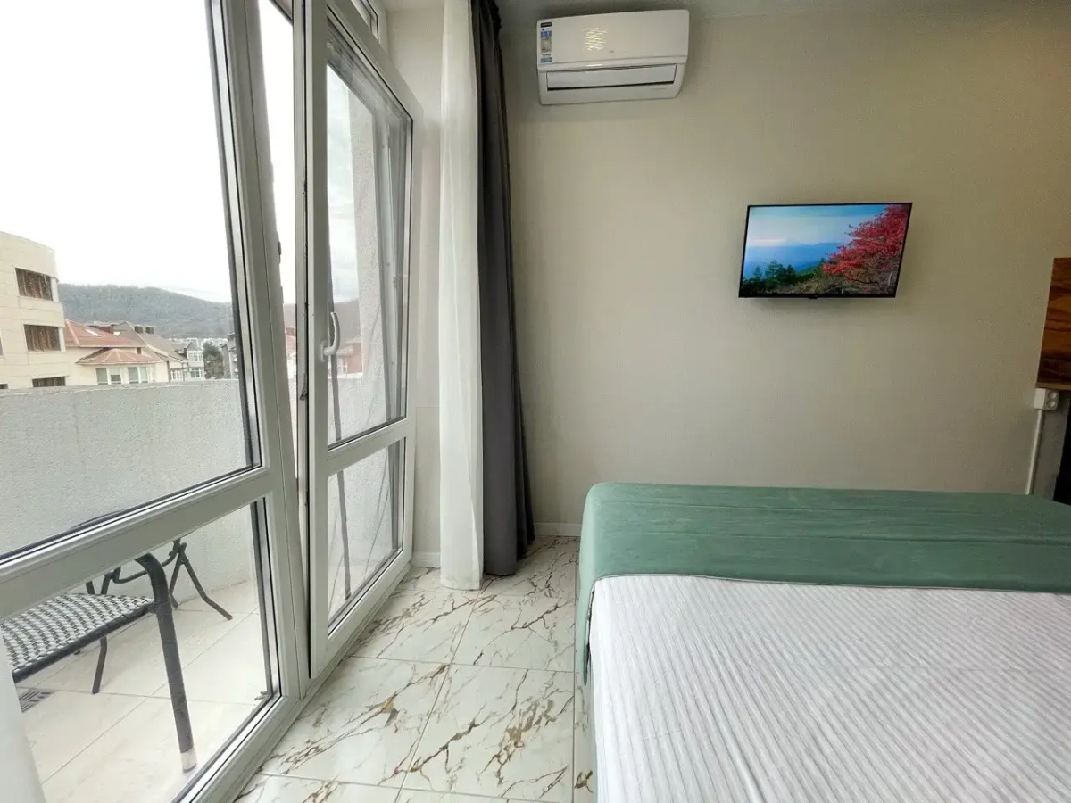 Апартаменты с Балконом 3 Минуты до Моря