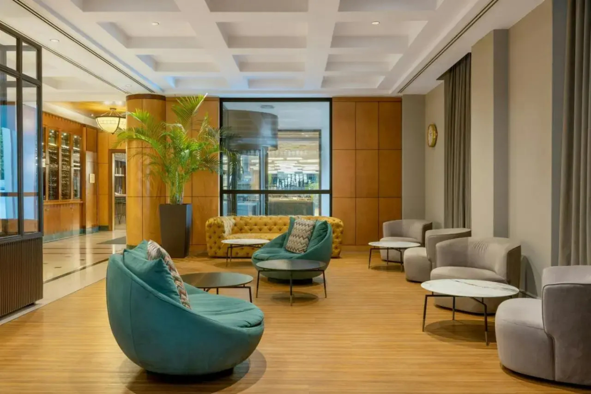 Отель Courtyard by Marriott Tbilisi