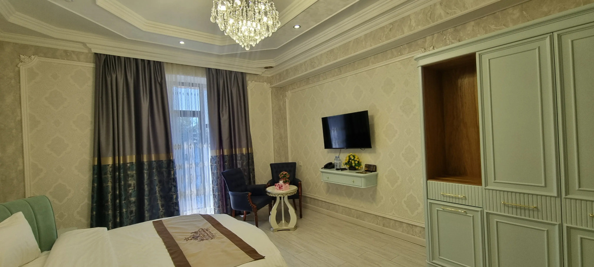Отель и Спа Hayat Plaza