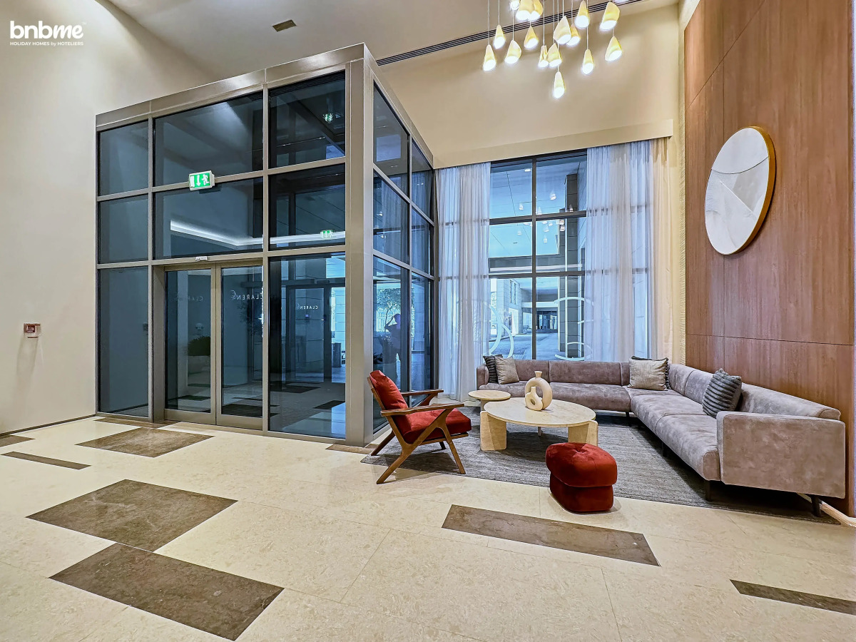 Апартаменты Bnbme Claren Tower Studio