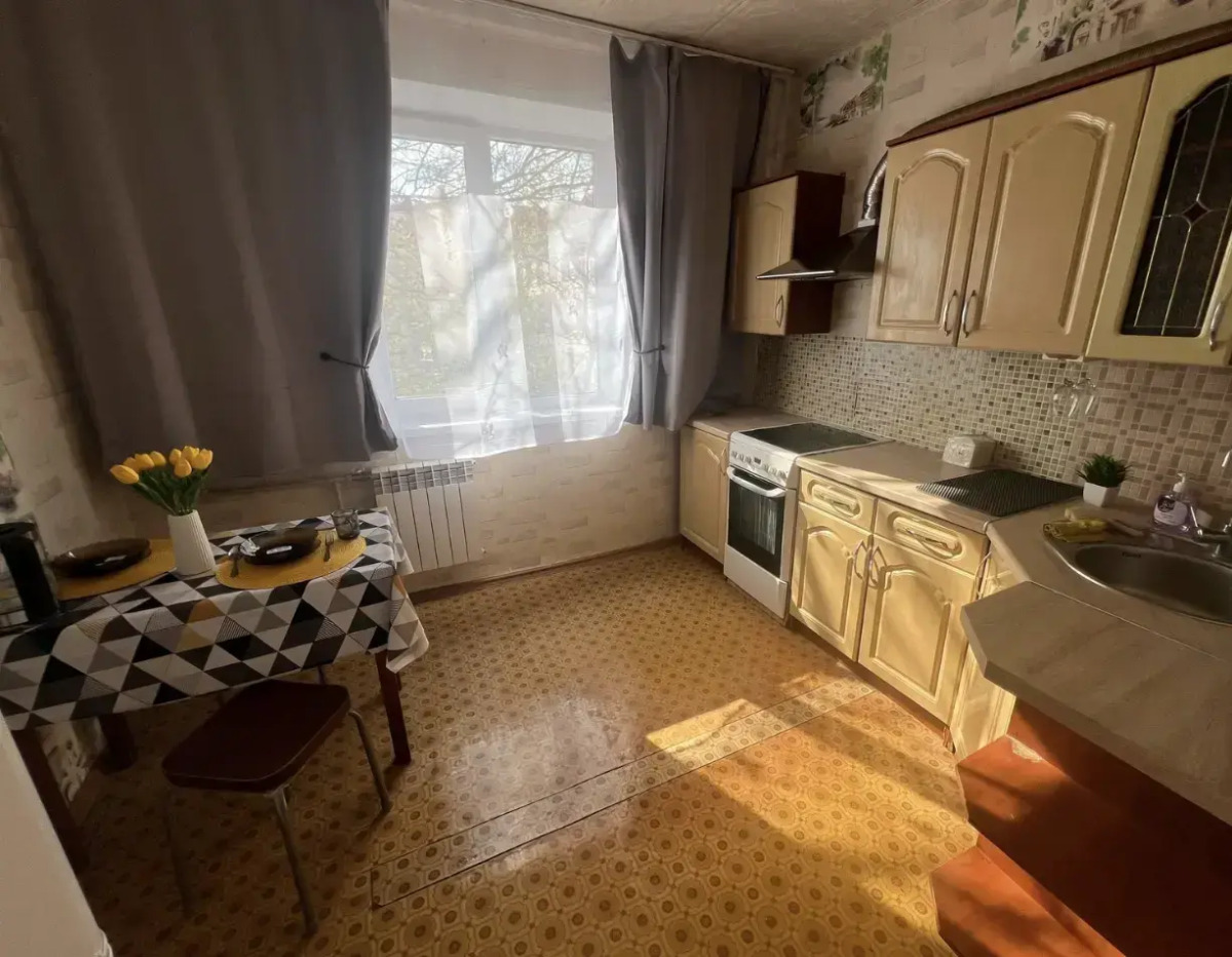 Апартаменты Буденного 12