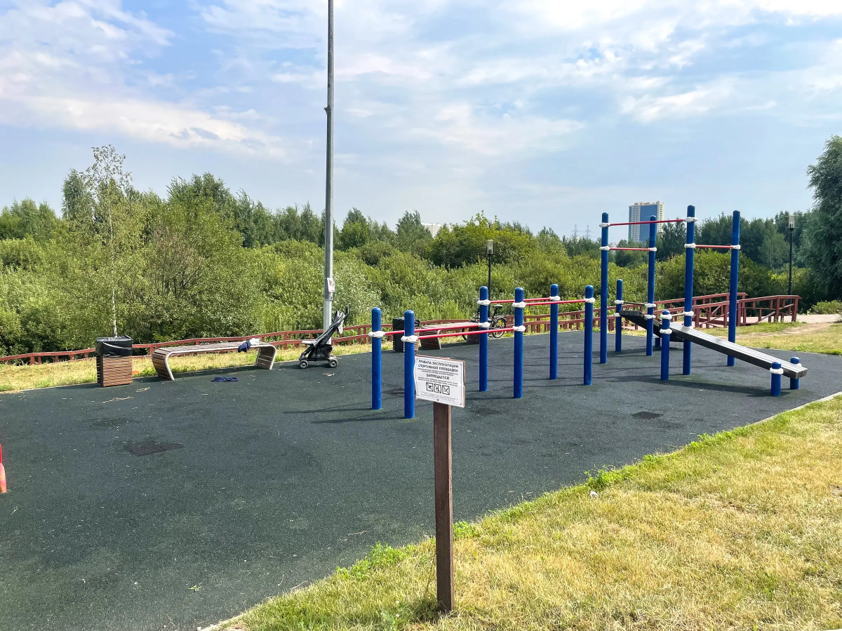 Студия с панорамными окнами