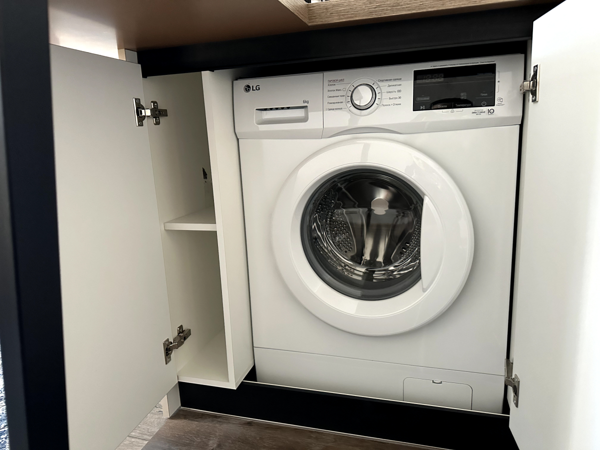 Апартаменты "Эленика" Двухкомнатая квартира в Махачкале с видом на озеро и мечеть