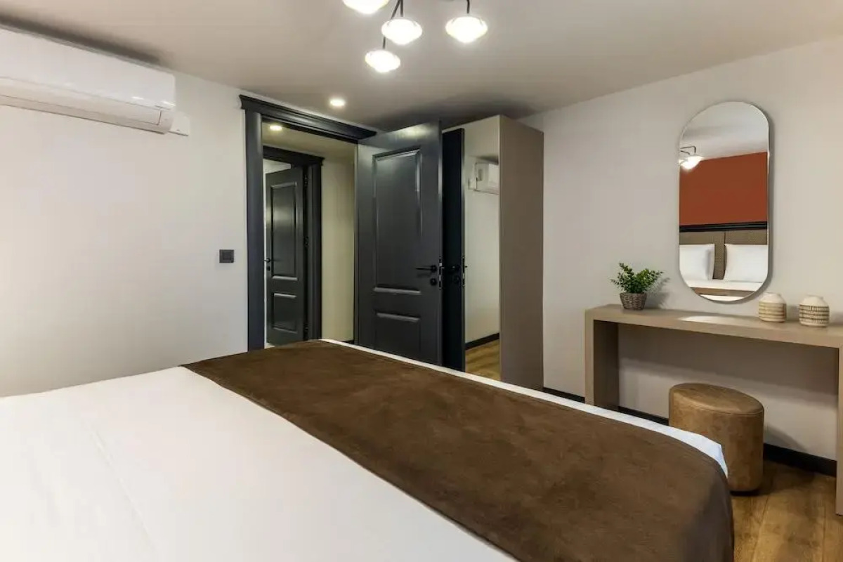 Отель BayMari Suites City Life