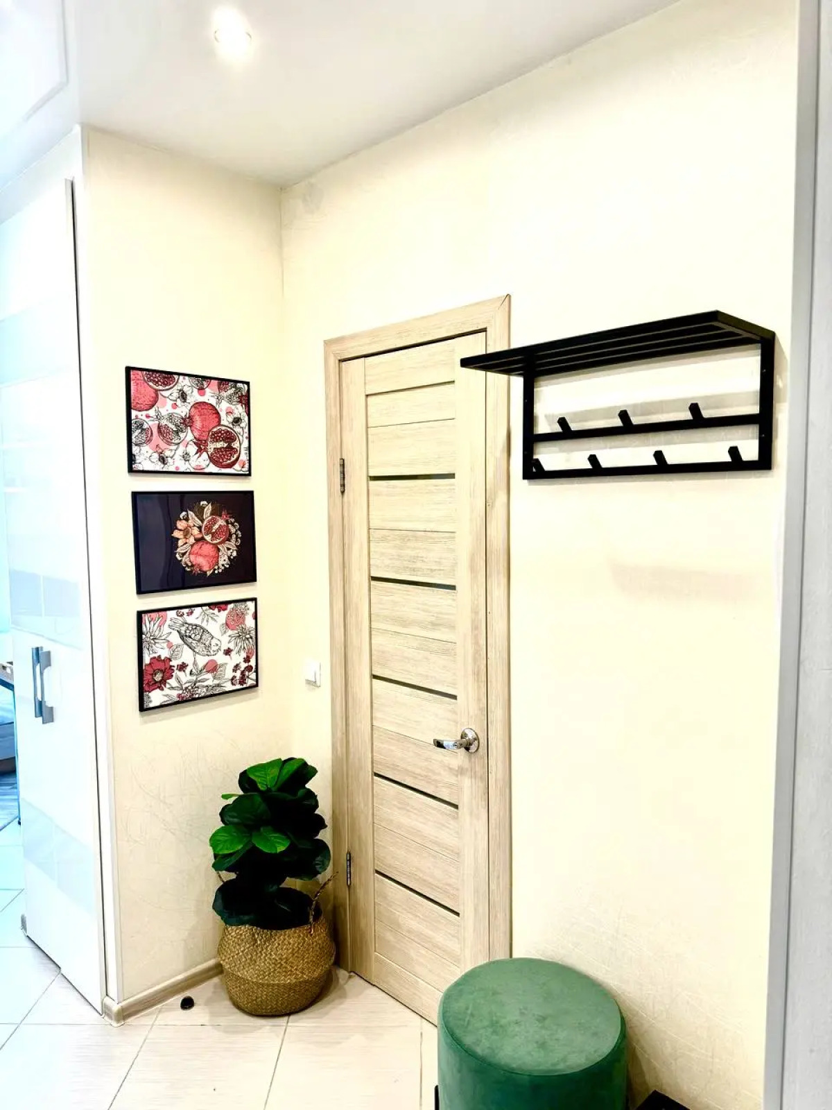 Апартаменты На Бурнаковке 93