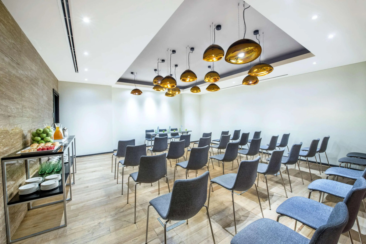 Отель Best Western Kutaisi