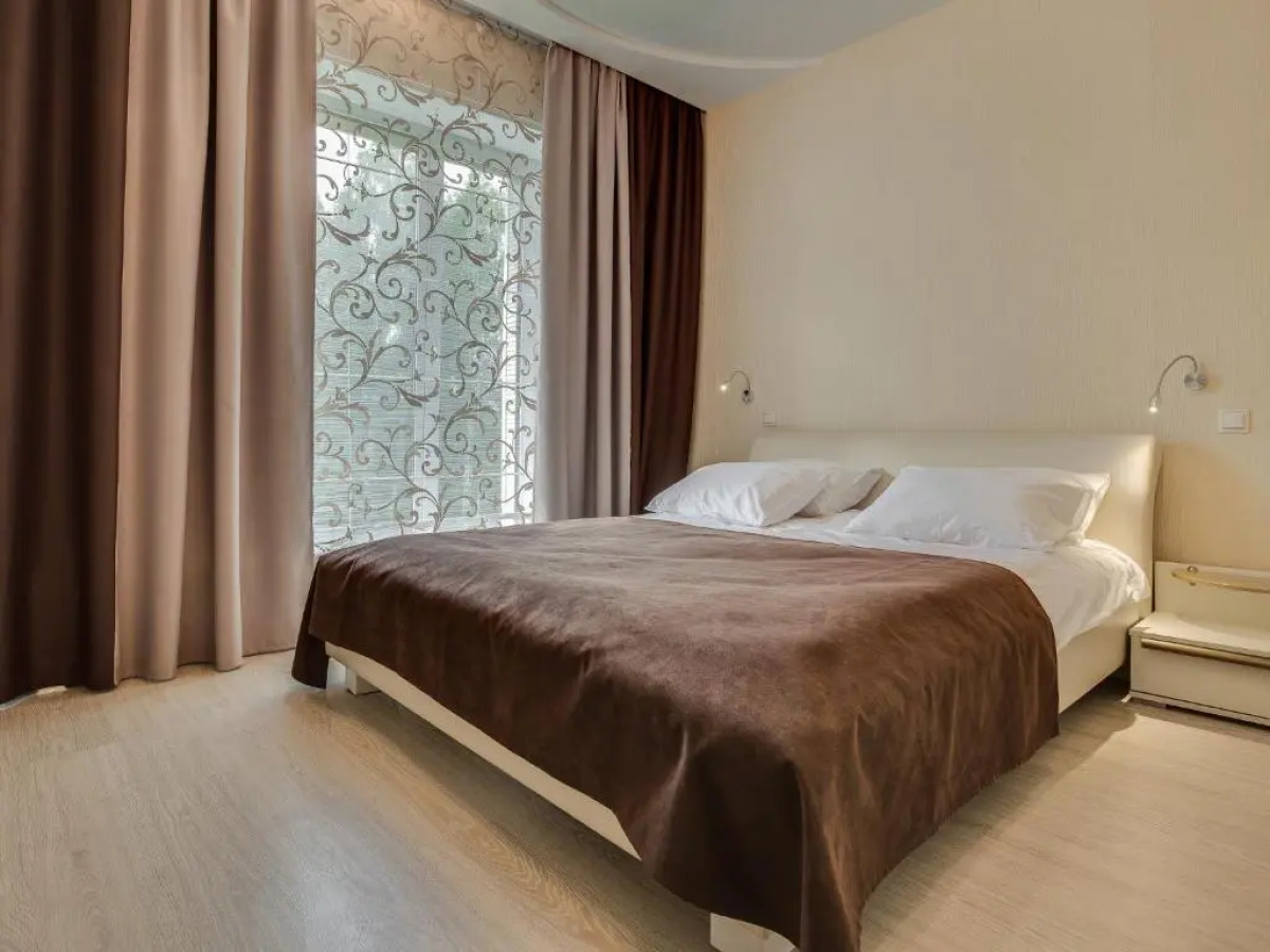 Отель Ладога