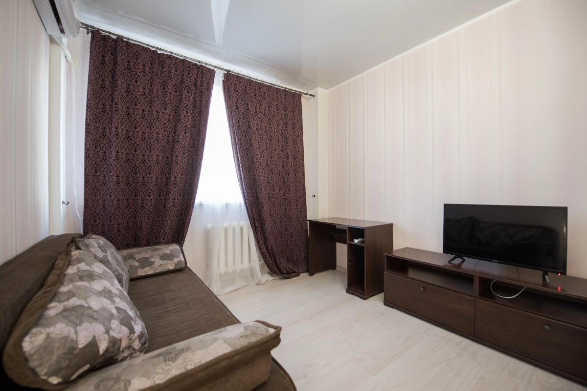 Апартаменты Smile Apartments с Балконом в Золотом Квадрате ЗЖМ