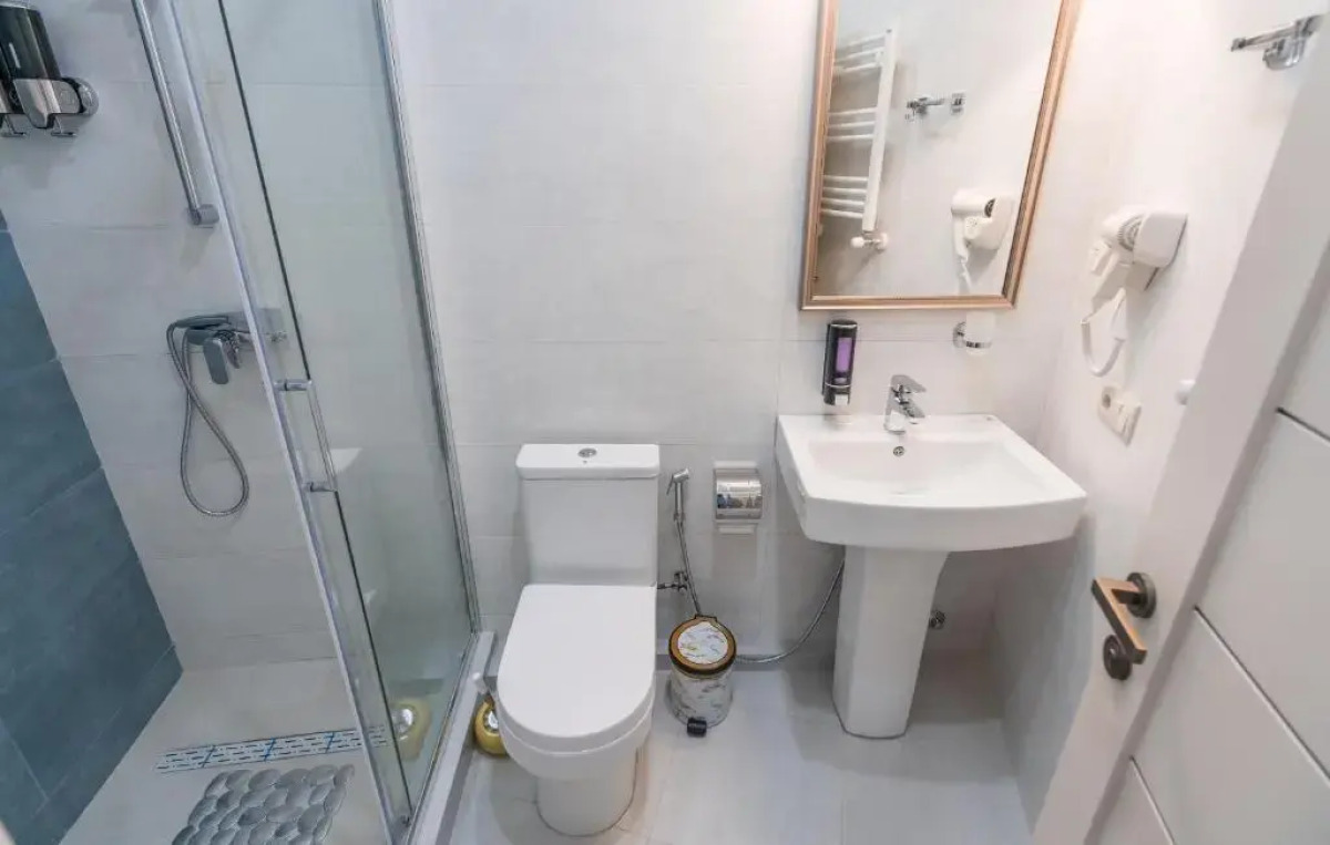 Отель Constant Tbilisi