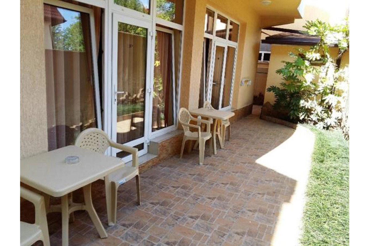 Гостевой Дом Лаура