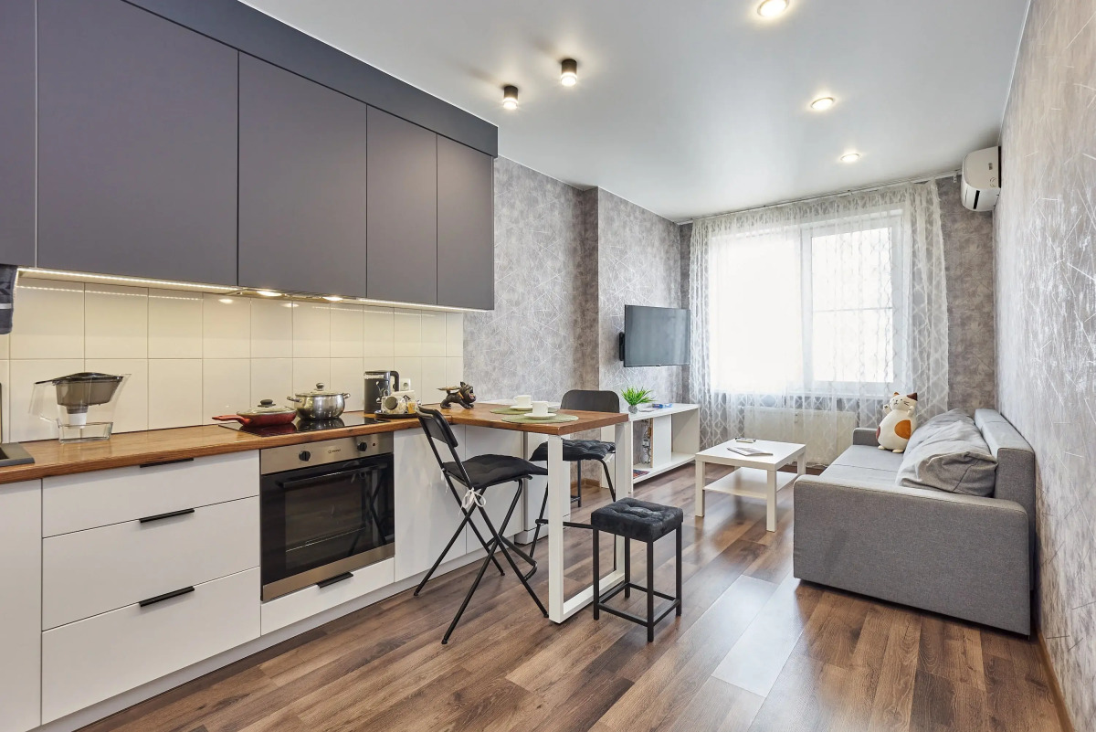 Апартаменты Современная Евродвушка в новом доме на 14 этаже