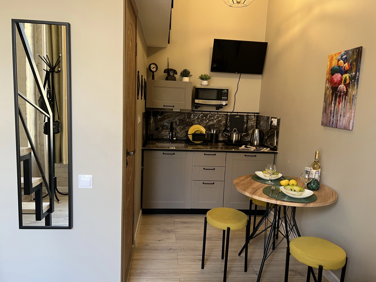 Апартаменты 2уровневая Студия Маяковского 6