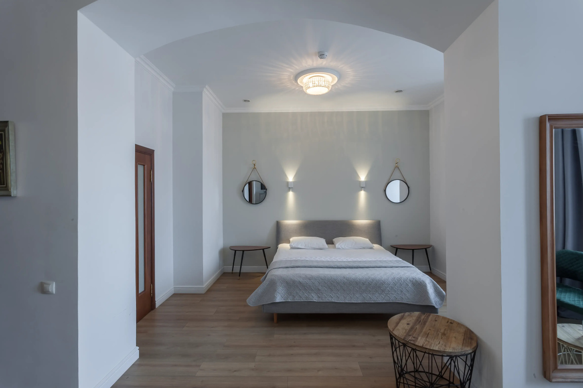 English Guest House Apartments