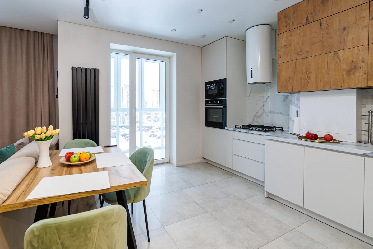 Апартаменты трехкомнатные с Дизайнерским ремонтом Олимпия Запад