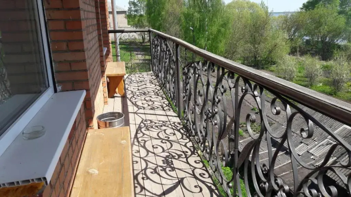 Гостевой дом на берегу озера Неро