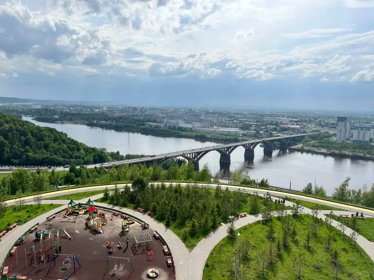 Квартира с Видом на Реку