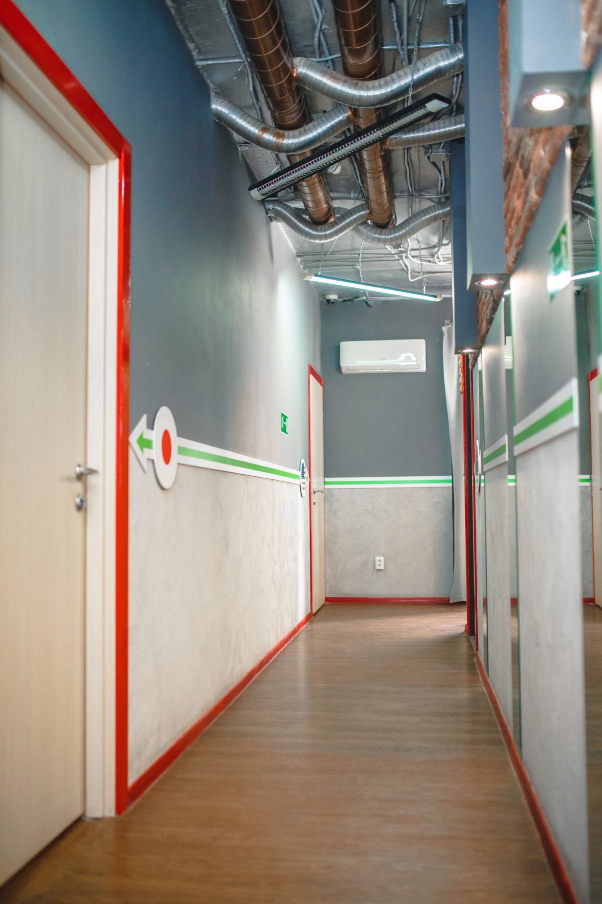 Отель Traveler's Hotel