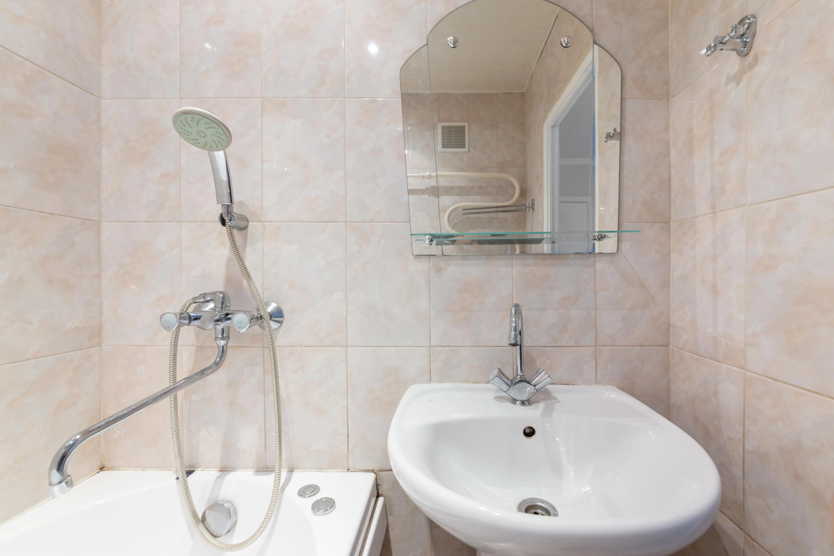 Квартира Передовиков 25