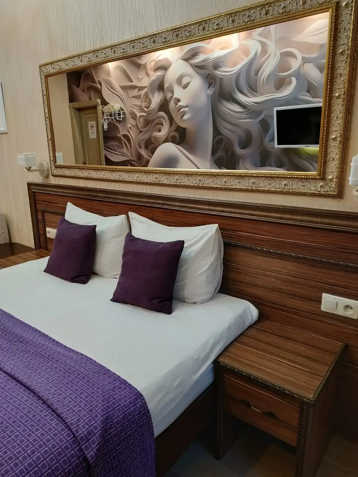 Мини-отель «Счастье» на Рубинштейна, 26