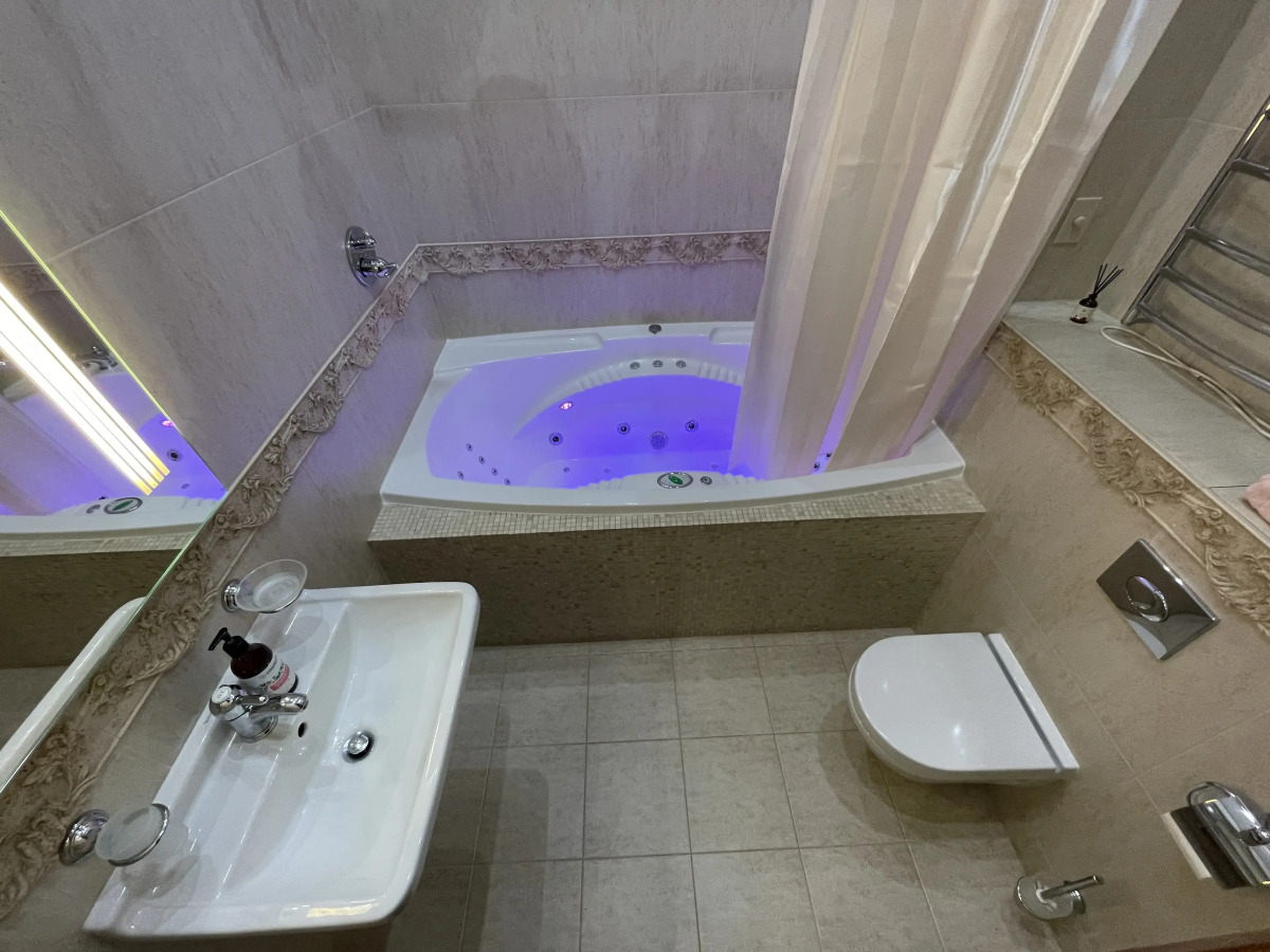 Квартира Уникальная с балконом