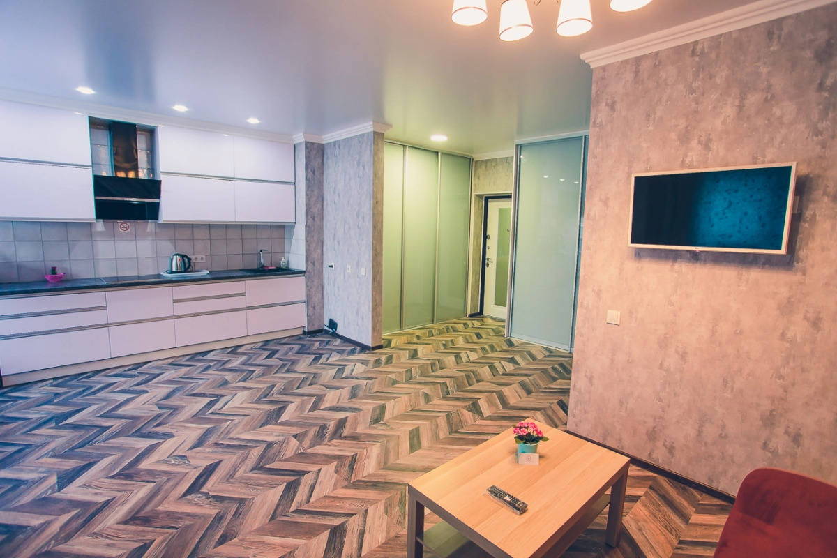 Апартаменты Октябрьской Революции 23 А Студия