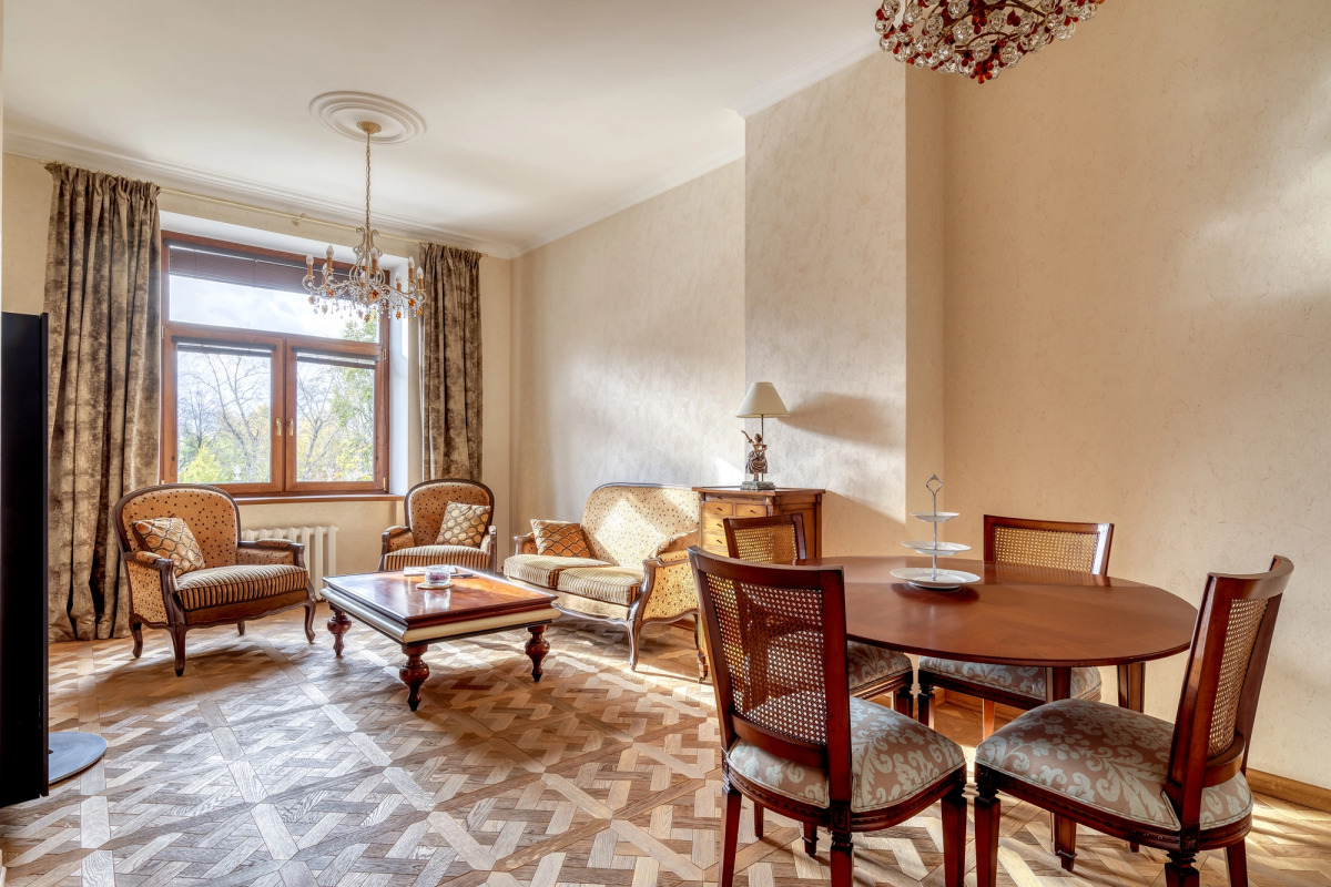 Апартаменты Превосходная квартира у парка Горького