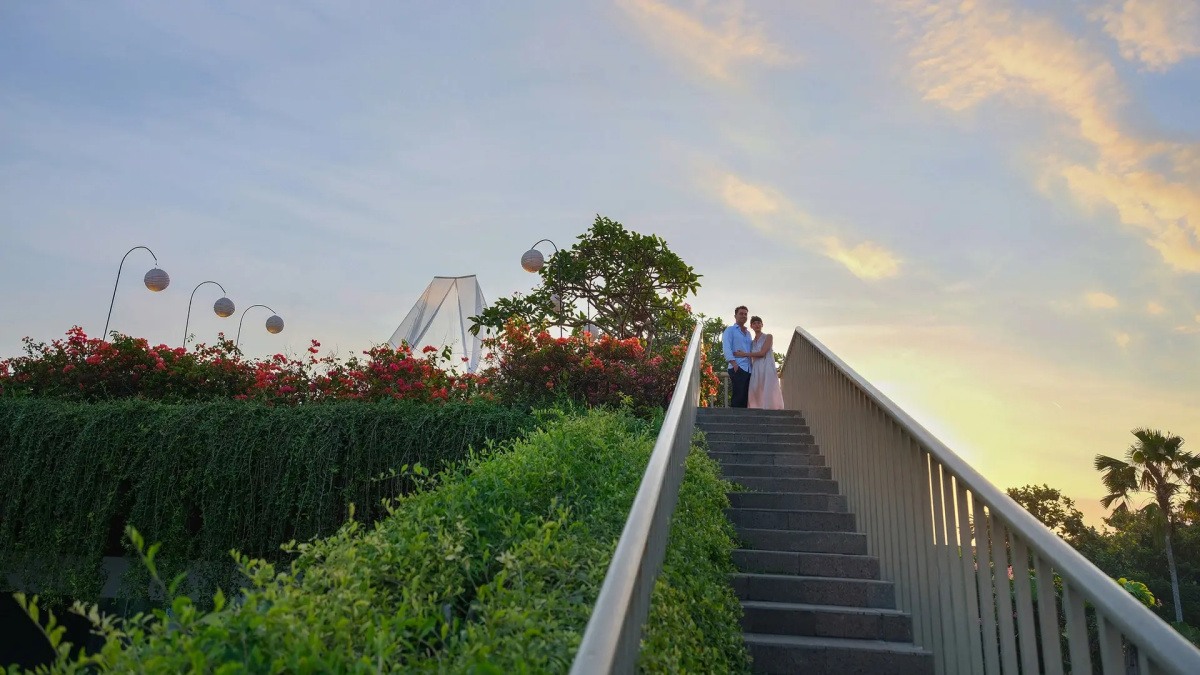 Отель Maya Sanur Resort & Spa