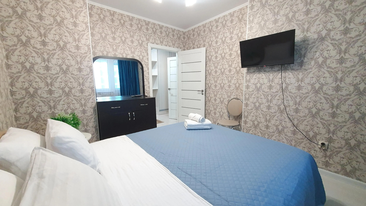 Апартаменты  с 2-мя кроватями и одноместный диван в центре Астаны