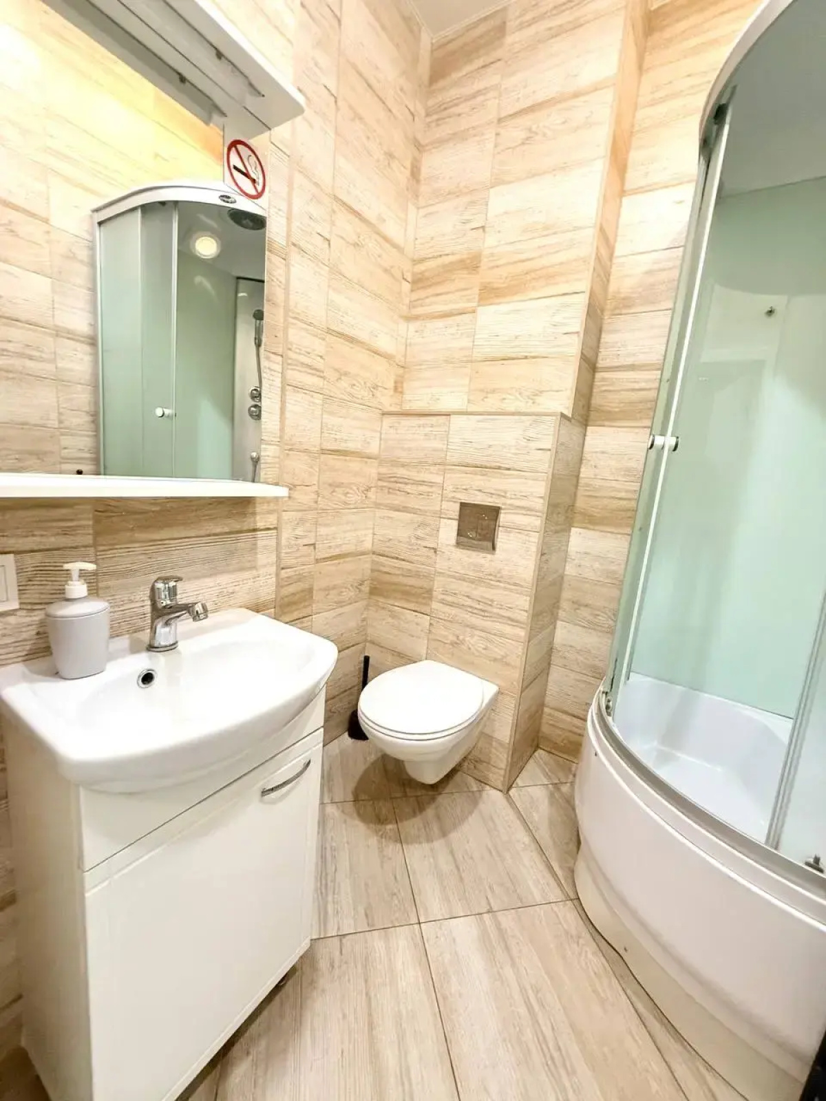 Verhnetorgovaya Ploschad' 4 Apartments
