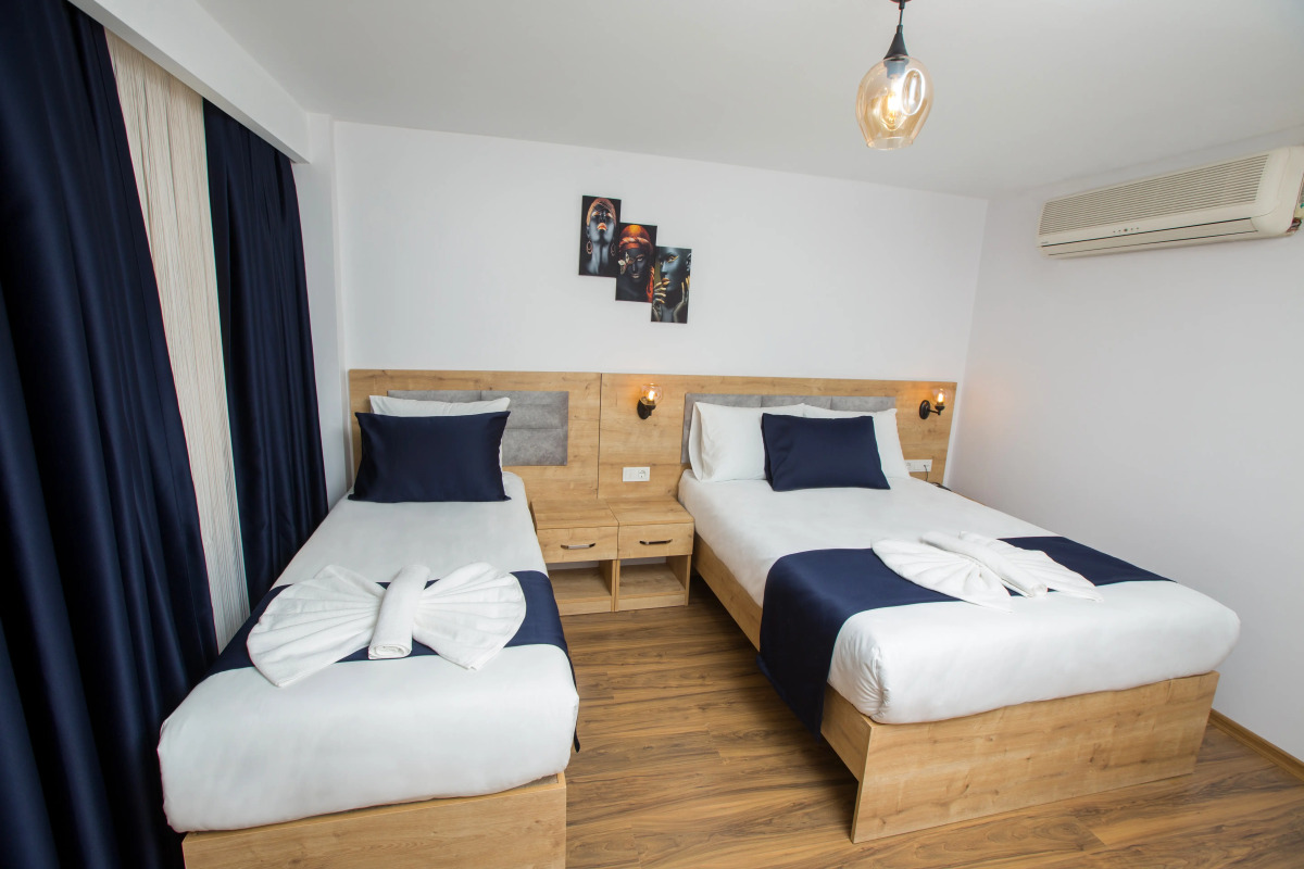 Отель Golden Street