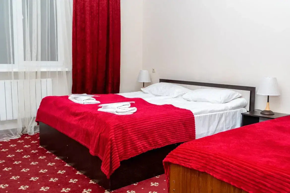 Отель Белые Ночи