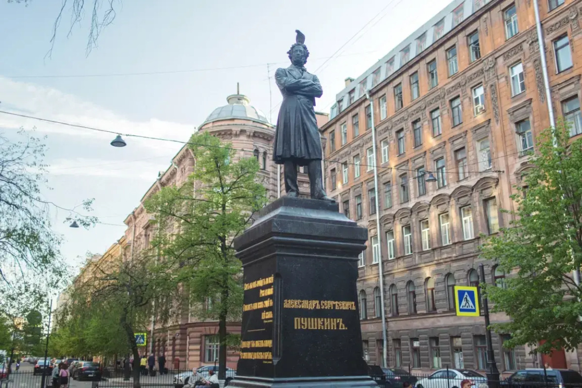 Апартаменты на Пушкинской 12