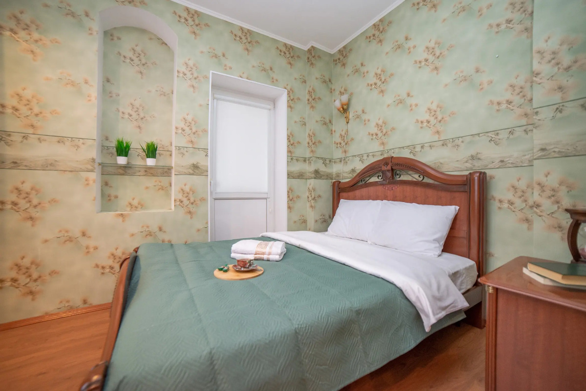 Апартаменты Радищева 12 трехкомнатная