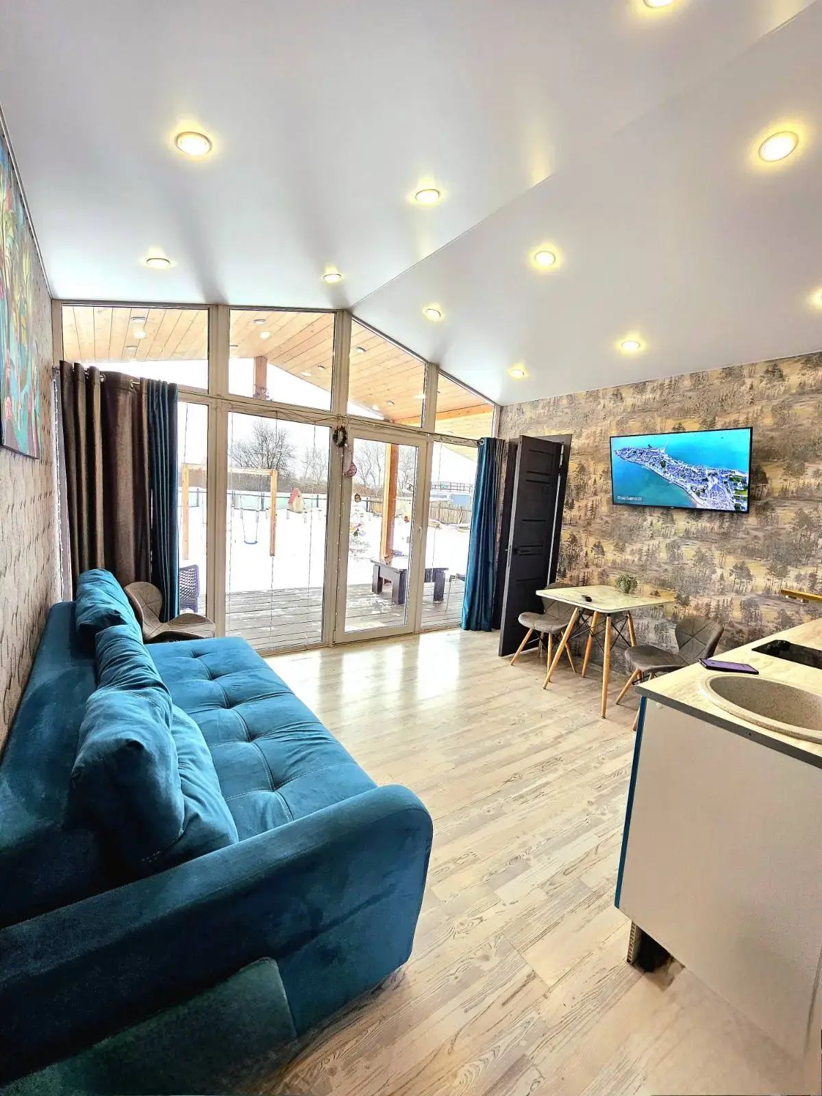 Частный дом Побег из Квартиры