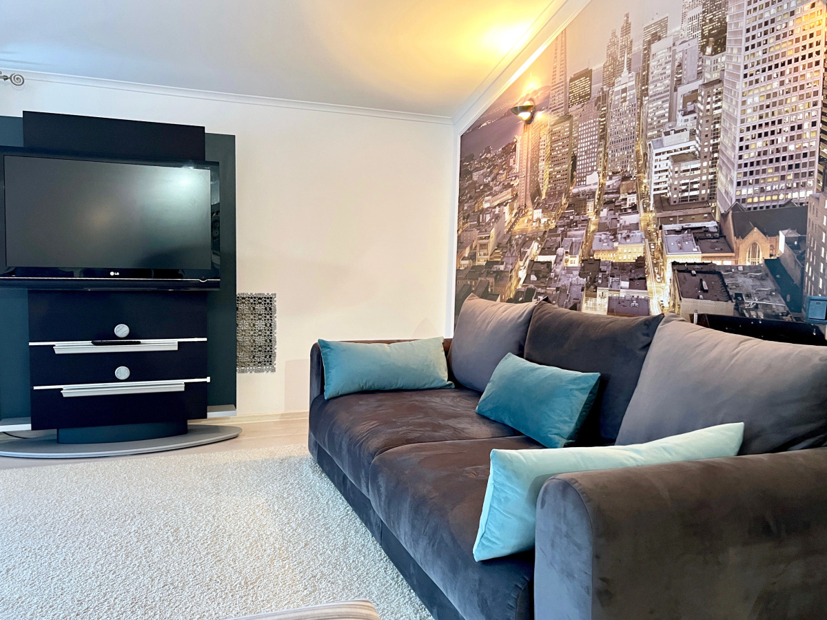 Апартаменты SUNVILLES на Бутлерова