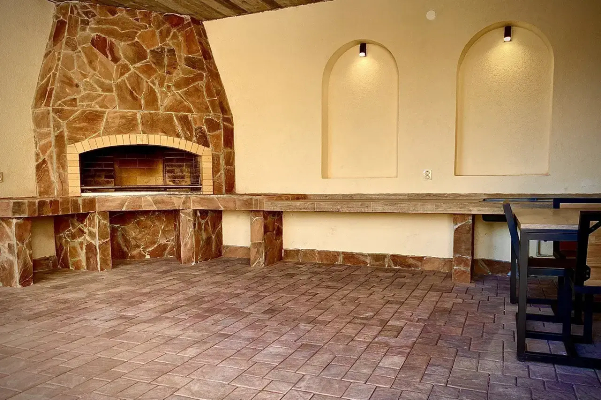 Жилое помещение Дом на Грибоедова