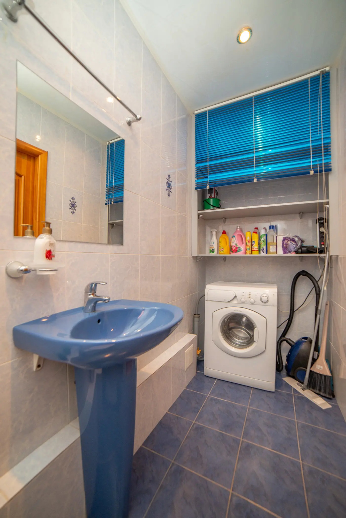 Апартаменты Радищева 12 трехкомнатная