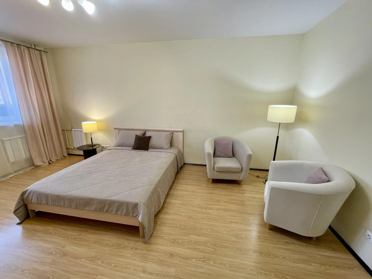 Апартаменты Авиаторов 33