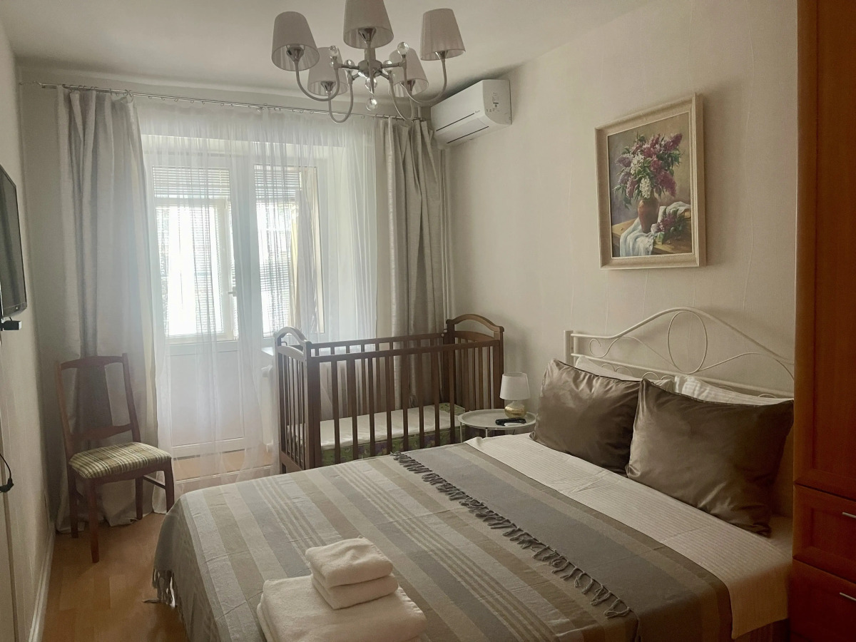 Квартира Просторная 4х комнатная в центре