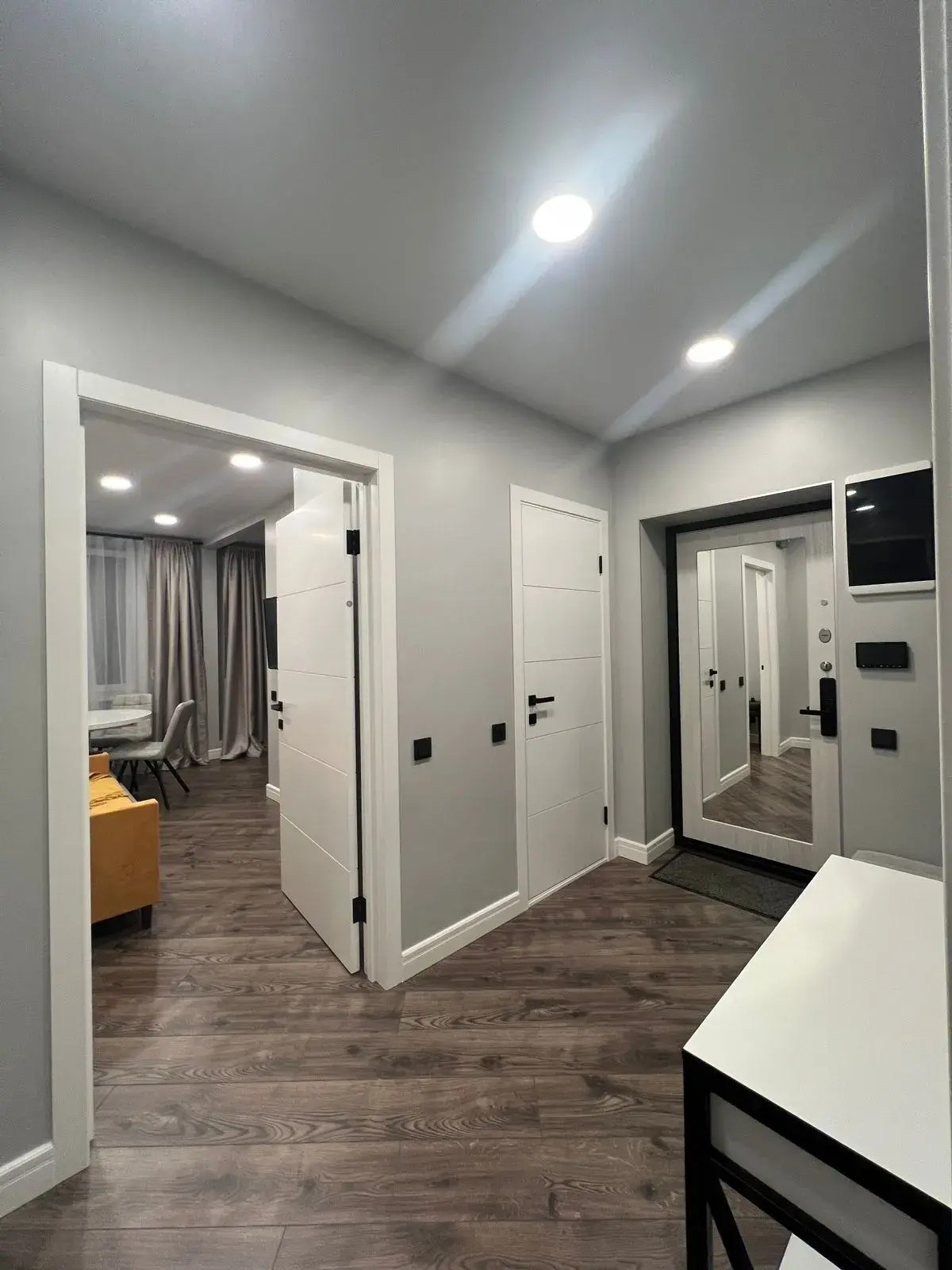 Апартаменты ДзенХоум Момент 12