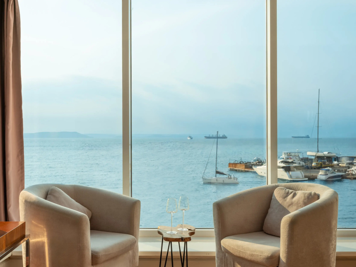 Меблированные комнаты Sea View by VVO Apartments