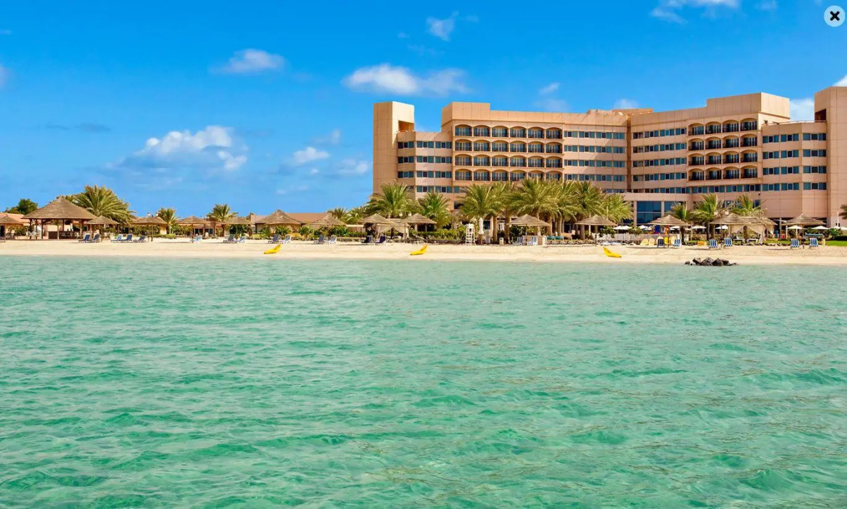 Danat Jebel Dhanna Resort