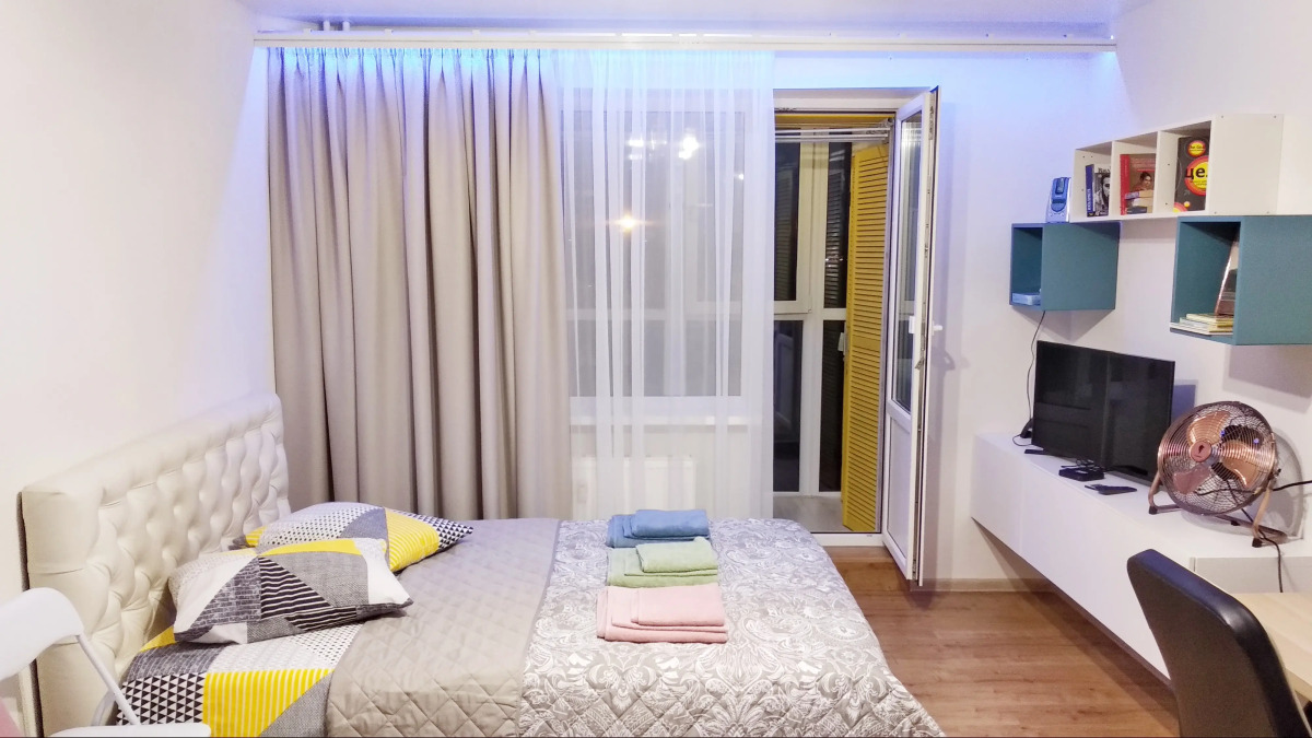 Квартира Современная студия в пешей доступности от метро